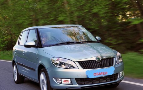 Skoda Fabia II, 2012 год, 550 000 рублей, 4 фотография
