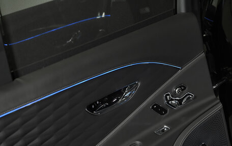 Bentley Flying Spur, 2021 год, 38 000 000 рублей, 13 фотография