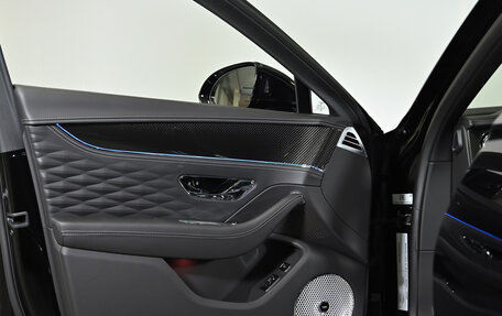Bentley Flying Spur, 2021 год, 38 000 000 рублей, 20 фотография