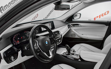 BMW 5 серия, 2020 год, 3 150 000 рублей, 10 фотография