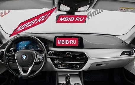 BMW 5 серия, 2020 год, 3 150 000 рублей, 11 фотография