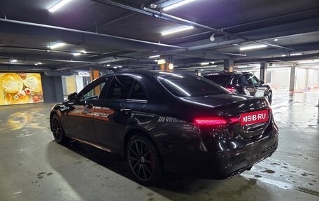 Mercedes-Benz E-Класс, 2021 год, 3 200 000 рублей, 4 фотография