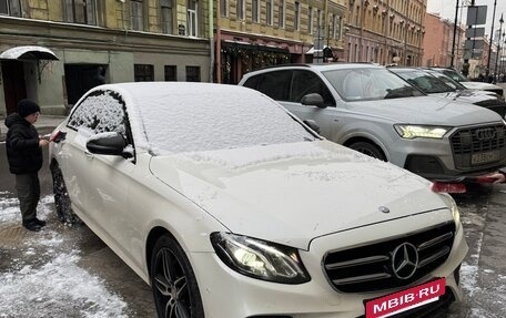 Mercedes-Benz E-Класс, 2016 год, 2 950 000 рублей, 5 фотография