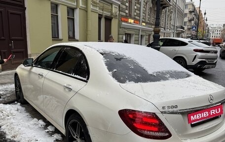 Mercedes-Benz E-Класс, 2016 год, 2 950 000 рублей, 4 фотография