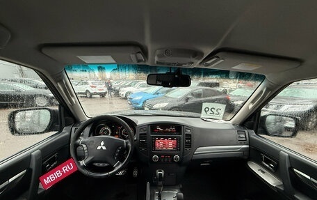 Mitsubishi Pajero IV, 2011 год, 1 649 000 рублей, 11 фотография
