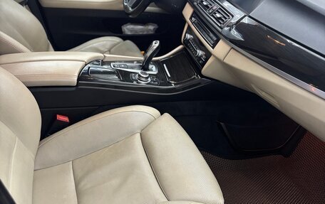 BMW 5 серия, 2011 год, 1 930 000 рублей, 7 фотография