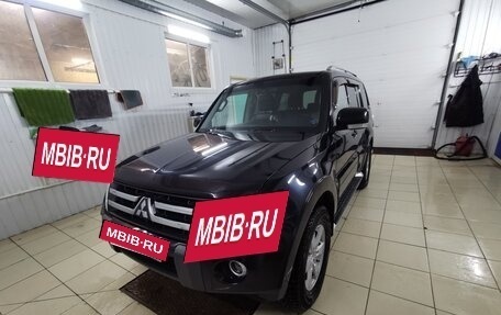 Mitsubishi Pajero IV, 2007 год, 1 390 000 рублей, 3 фотография