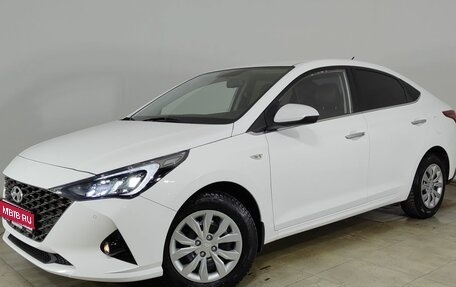 Hyundai Solaris II рестайлинг, 2022 год, 1 880 000 рублей, 1 фотография