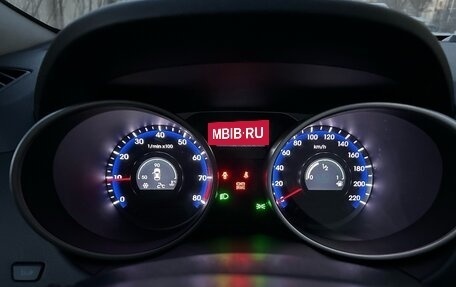 Hyundai ix35 I рестайлинг, 2012 год, 1 100 000 рублей, 8 фотография