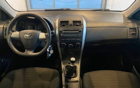 Toyota Corolla, 2012 год, 919 000 рублей, 9 фотография