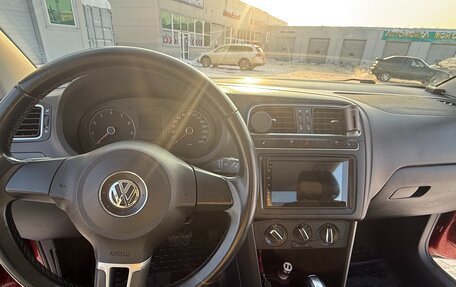 Volkswagen Polo VI (EU Market), 2012 год, 700 000 рублей, 8 фотография