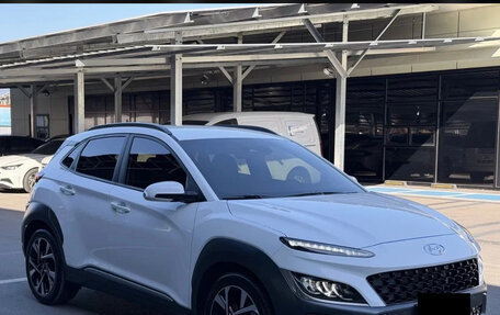 Hyundai Kona I, 2022 год, 1 800 000 рублей, 3 фотография