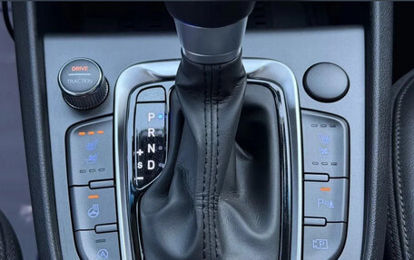 Hyundai Kona I, 2022 год, 1 800 000 рублей, 12 фотография