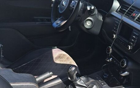 KIA Rio IV, 2018 год, 1 350 000 рублей, 6 фотография