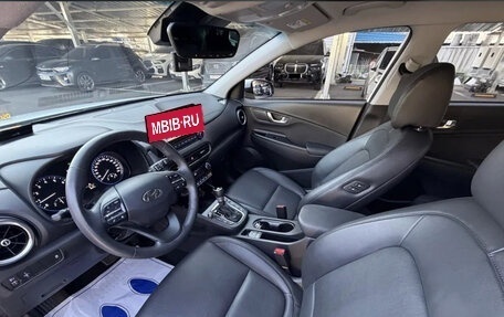 Hyundai Kona I, 2022 год, 1 800 000 рублей, 13 фотография