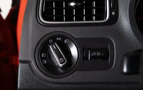 Volkswagen Polo VI (EU Market), 2010 год, 748 000 рублей, 17 фотография