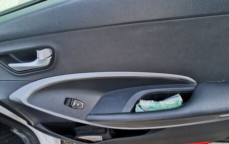 Hyundai Santa Fe III рестайлинг, 2015 год, 1 850 000 рублей, 12 фотография