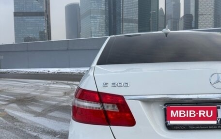 Mercedes-Benz E-Класс, 2012 год, 1 700 000 рублей, 5 фотография