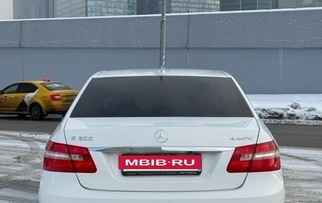 Mercedes-Benz E-Класс, 2012 год, 1 700 000 рублей, 10 фотография