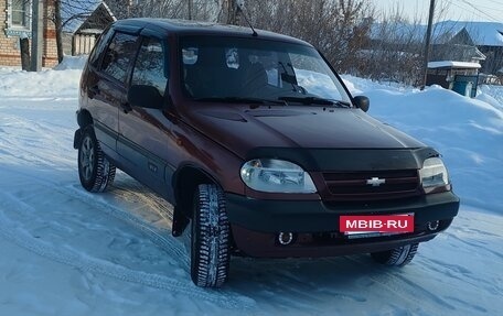 Chevrolet Niva I рестайлинг, 2004 год, 275 000 рублей, 2 фотография