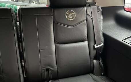 Cadillac Escalade III, 2013 год, 2 700 000 рублей, 21 фотография