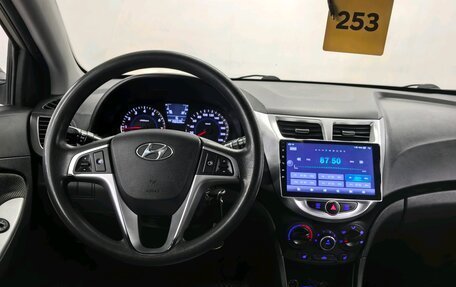 Hyundai Solaris II рестайлинг, 2013 год, 540 000 рублей, 11 фотография