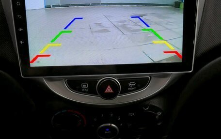 Hyundai Solaris II рестайлинг, 2013 год, 540 000 рублей, 15 фотография