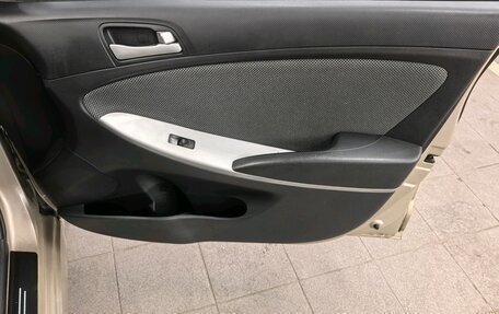 Hyundai Solaris II рестайлинг, 2013 год, 540 000 рублей, 20 фотография