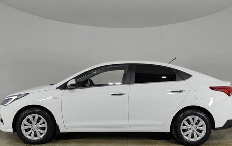 Hyundai Solaris II рестайлинг, 2022 год, 1 880 000 рублей, 6 фотография