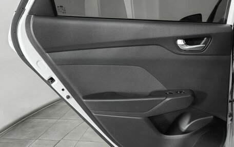 Hyundai Solaris II рестайлинг, 2022 год, 1 880 000 рублей, 25 фотография