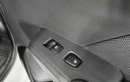 Hyundai Solaris II рестайлинг, 2022 год, 1 880 000 рублей, 28 фотография