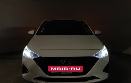Hyundai Solaris II рестайлинг, 2022 год, 1 880 000 рублей, 33 фотография