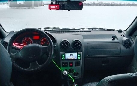 Renault Logan I, 2006 год, 420 000 рублей, 3 фотография