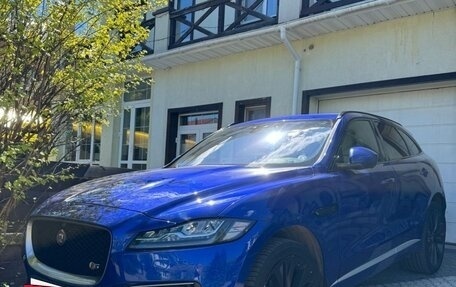 Jaguar F-Pace, 2016 год, 3 395 000 рублей, 2 фотография