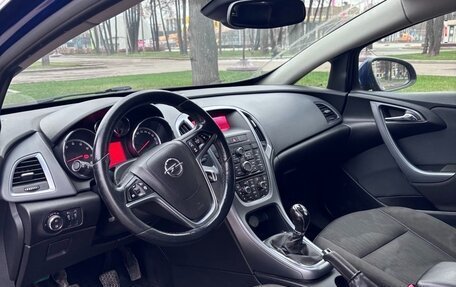 Opel Astra J, 2013 год, 720 000 рублей, 10 фотография