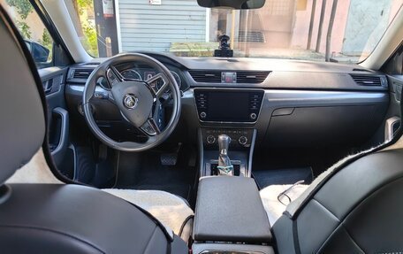 Skoda Superb III рестайлинг, 2019 год, 2 540 000 рублей, 3 фотография