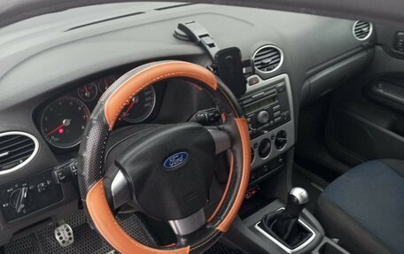 Ford Focus II рестайлинг, 2006 год, 310 000 рублей, 9 фотография