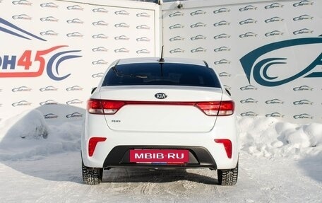 KIA Rio IV, 2017 год, 866 000 рублей, 5 фотография