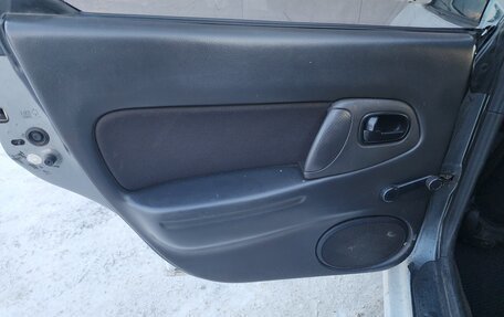 Mazda 323, 1995 год, 235 000 рублей, 19 фотография