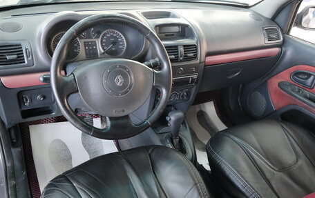 Renault Clio III, 2002 год, 319 000 рублей, 10 фотография