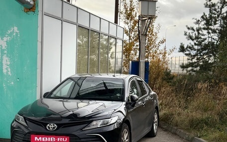 Toyota Camry, 2021 год, 3 400 000 рублей, 7 фотография