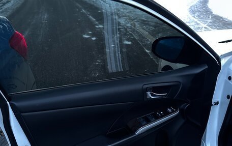 Toyota Camry, 2015 год, 1 750 000 рублей, 13 фотография