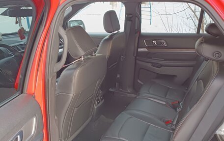 Ford Explorer VI, 2018 год, 3 350 000 рублей, 7 фотография