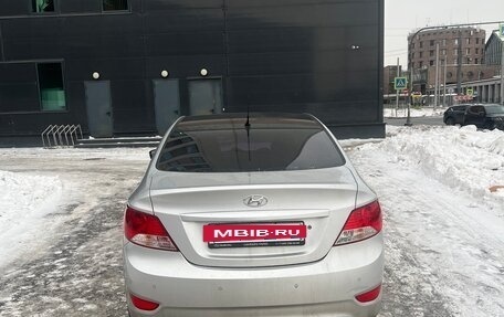 Hyundai Solaris II рестайлинг, 2012 год, 670 000 рублей, 3 фотография