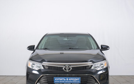 Toyota Camry, 2018 год, 1 899 000 рублей, 4 фотография