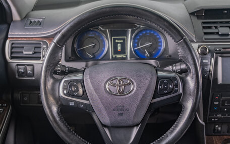 Toyota Camry, 2018 год, 1 899 000 рублей, 13 фотография