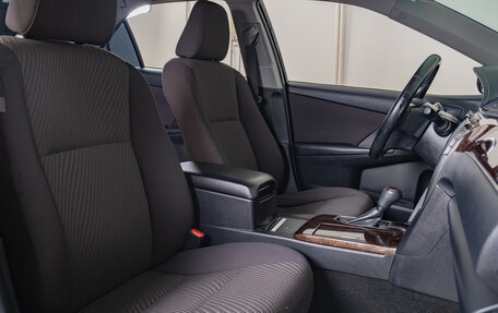 Toyota Camry, 2018 год, 1 899 000 рублей, 19 фотография