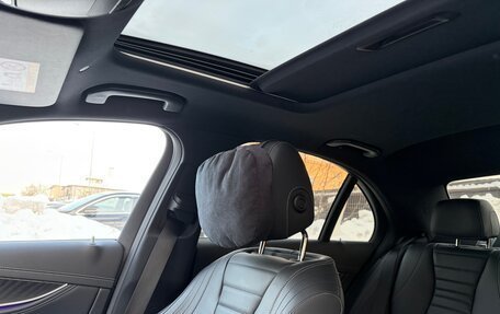 Mercedes-Benz E-Класс, 2020 год, 4 999 999 рублей, 22 фотография