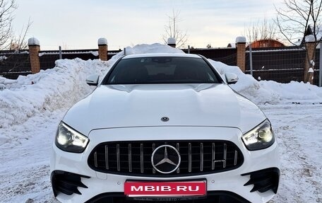 Mercedes-Benz E-Класс, 2020 год, 4 999 999 рублей, 11 фотография