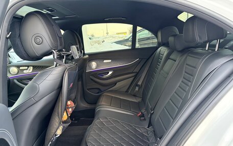 Mercedes-Benz E-Класс, 2020 год, 4 999 999 рублей, 30 фотография